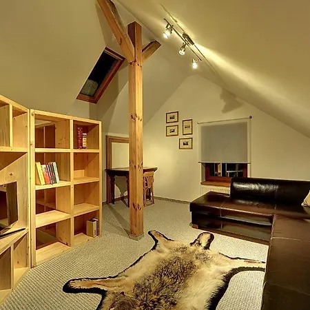 No.823 Apartment