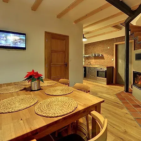 Apartment No.823